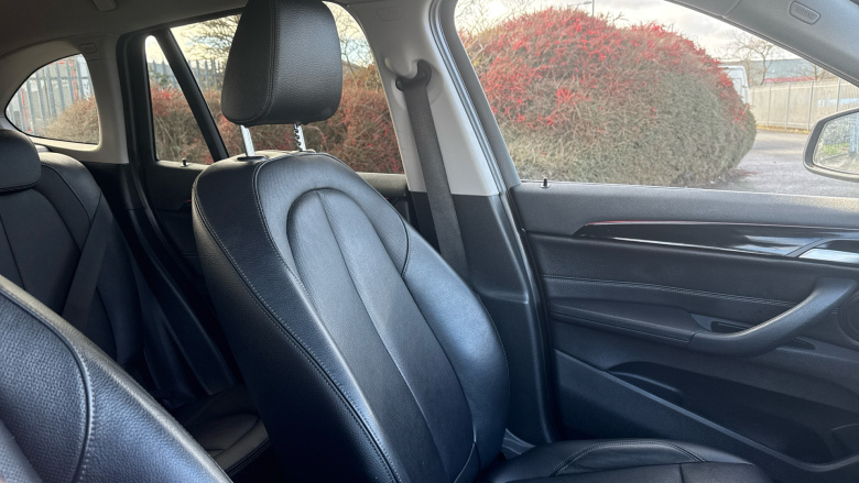 BMW X1 sDrive 18d xLine 5dr Step Auto Diesel Estate